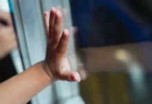 Українські діти, які чекають на усиновлення