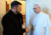 еленський і Папа Лев XIV під час зустрічі у Ватикані обговорюють війну та повернення українських дітей