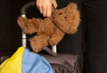 13-річна дівчинка повертається з окупації до бабусі й дідуся в Україні