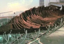 Давній човен І століття з Галилейського моря, відомий як «човен Ісуса»