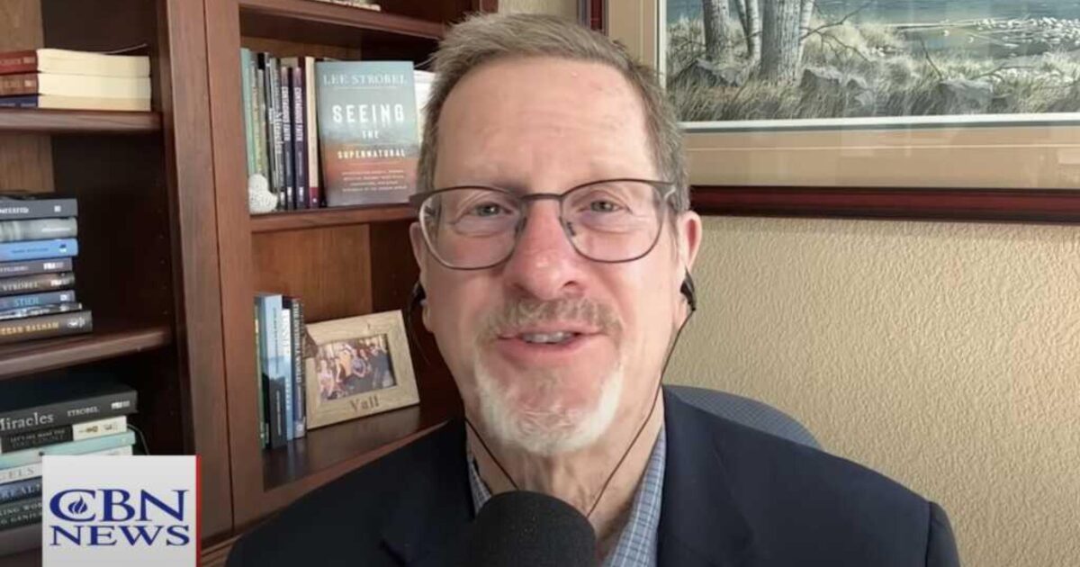 Лі Стробел виступив із критикою сучасних ЗМІ