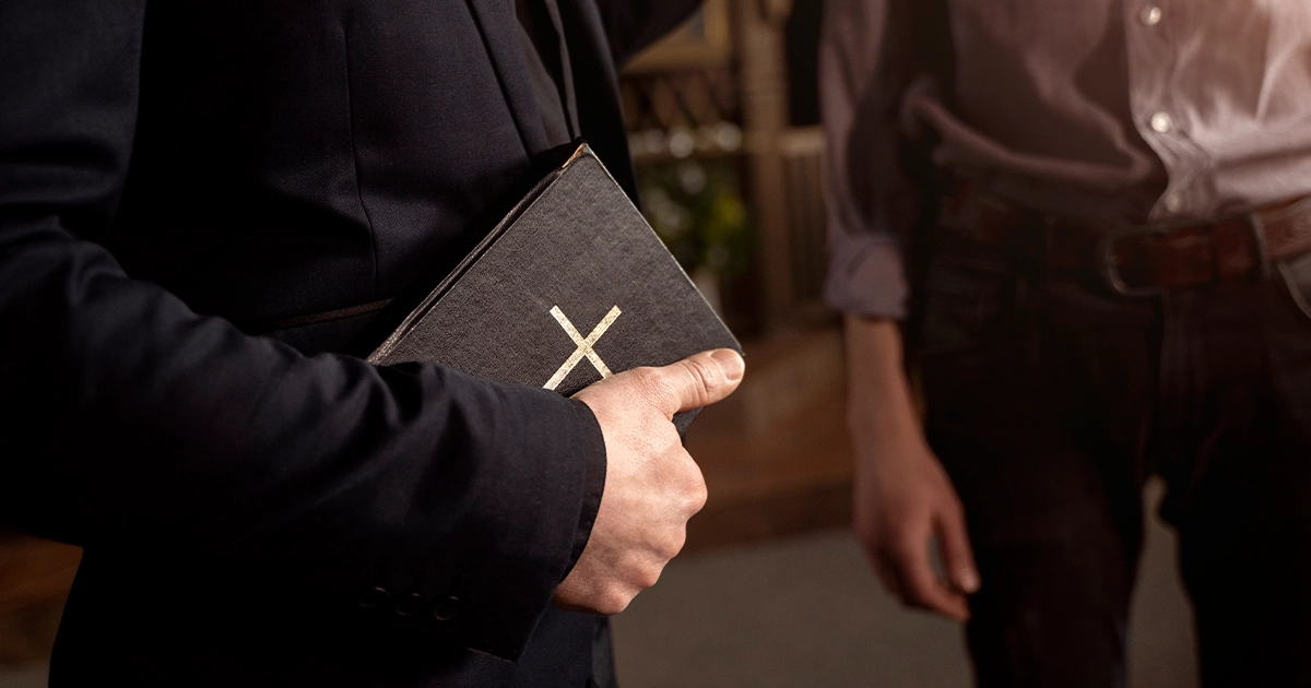 Дослідження: чому пастори залишають служіння і що допомагає їм залишатися