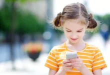 Ранній доступ до смартфонів шкодить психіці дітей – міжнародне дослідження