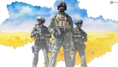 Українські військові під прапором у День захисників і захисниць України