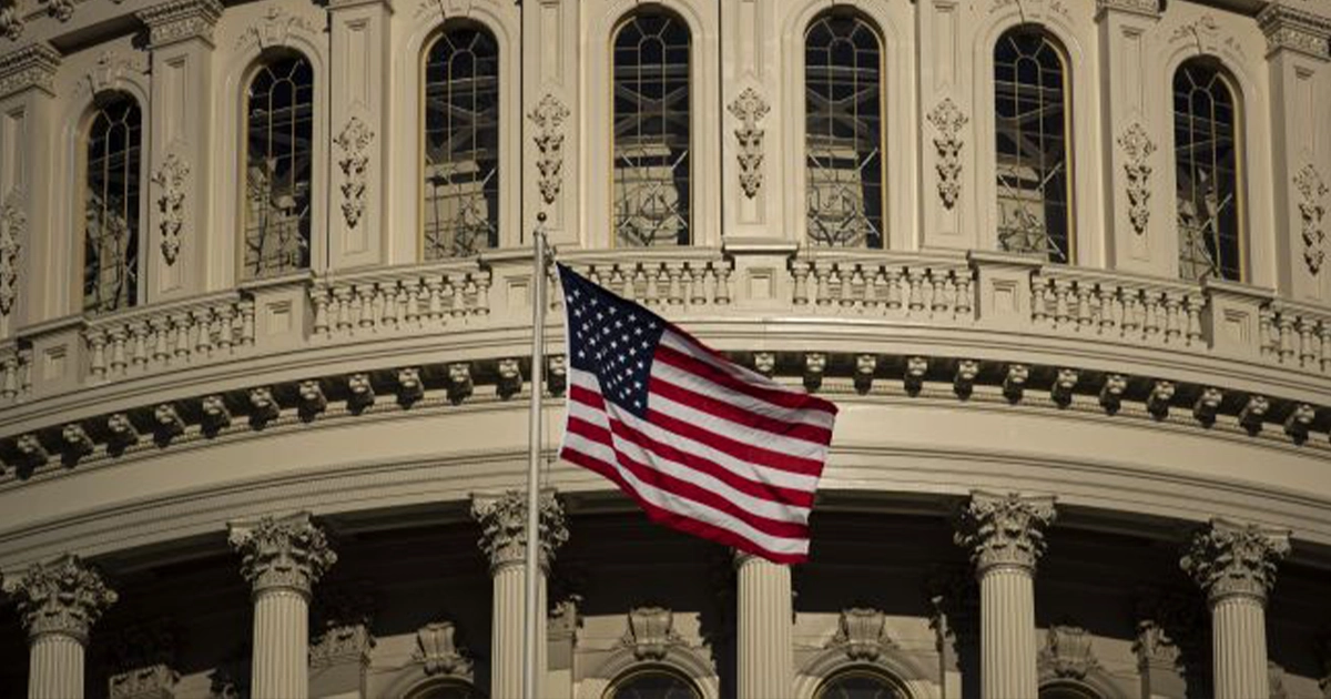 США вводять збір у 1000 доларів за гуманітарний дозвіл