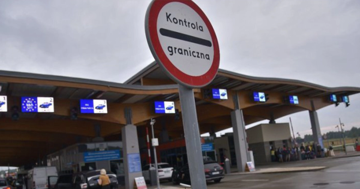 The Telegraph: майже 100 тисяч українців 18–22 років виїхали з України після послаблення правил