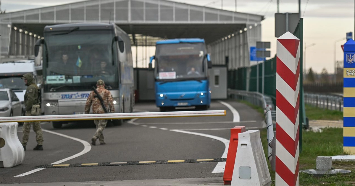 Пункт пропуску «Шегині», через який приймають депортованих українців зі США
