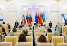 Олена Зеленська під час онлайн-виступу на міжнародному демографічному саміті