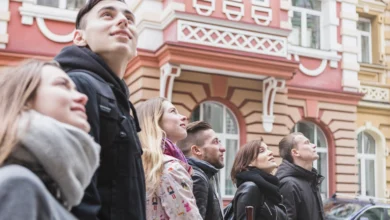 Більшість українців вважають, що країна рухається неправильно — опитування