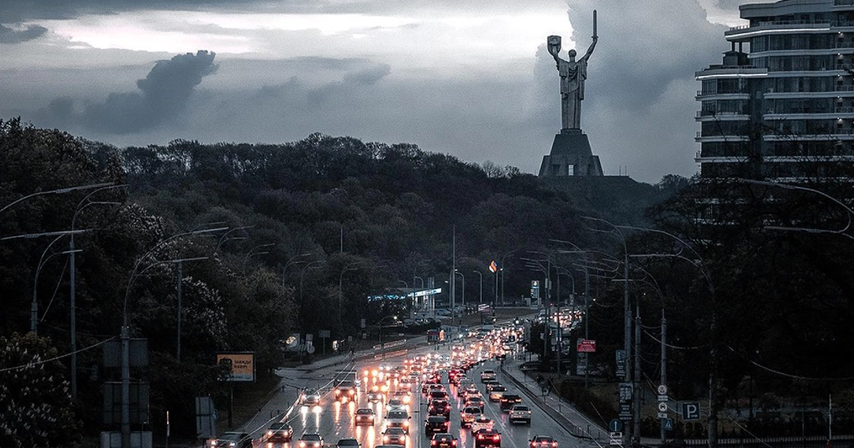 Масована атака РФ по Києву: без світла і тепла сотні тисяч людей