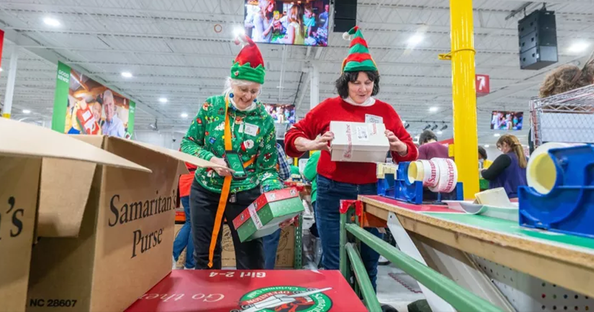 Операція «Різдвяна дитина» передасть понад 12 млн подарунків дітям