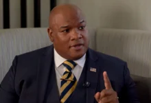 Пастор Марк Бернс: Путін не християнин і перебуває під впливом окультизму