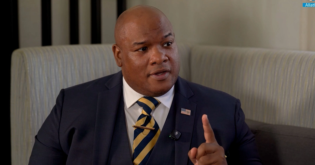 Пастор Марк Бернс: Путін не християнин і перебуває під впливом окультизму