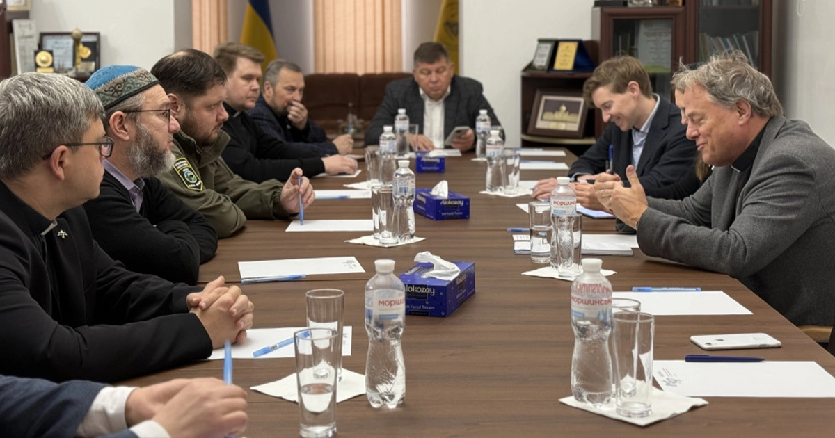 Зустріч представників ВРЦіРО з норвезьким священником у Києві