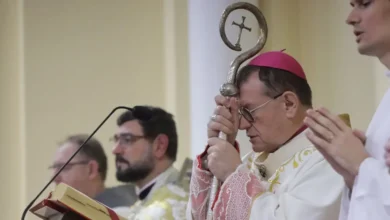 Католицька церква в Росії під тиском через відмову архієпископа