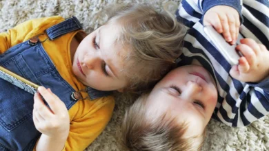 Надмірний екранний час шкодить мовленню малюків — дослідження