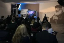 Війна приводить українців до Церкви — Віктор Єленський