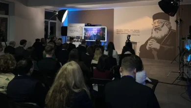 Війна приводить українців до Церкви — Віктор Єленський