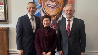 Зустріч Віктора Єленського з конгресменом Даррелом Айсою у Вашингтоні