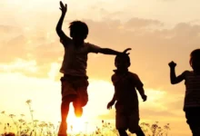 Скільки дітей впливає на старіння жінки — нове дослідження