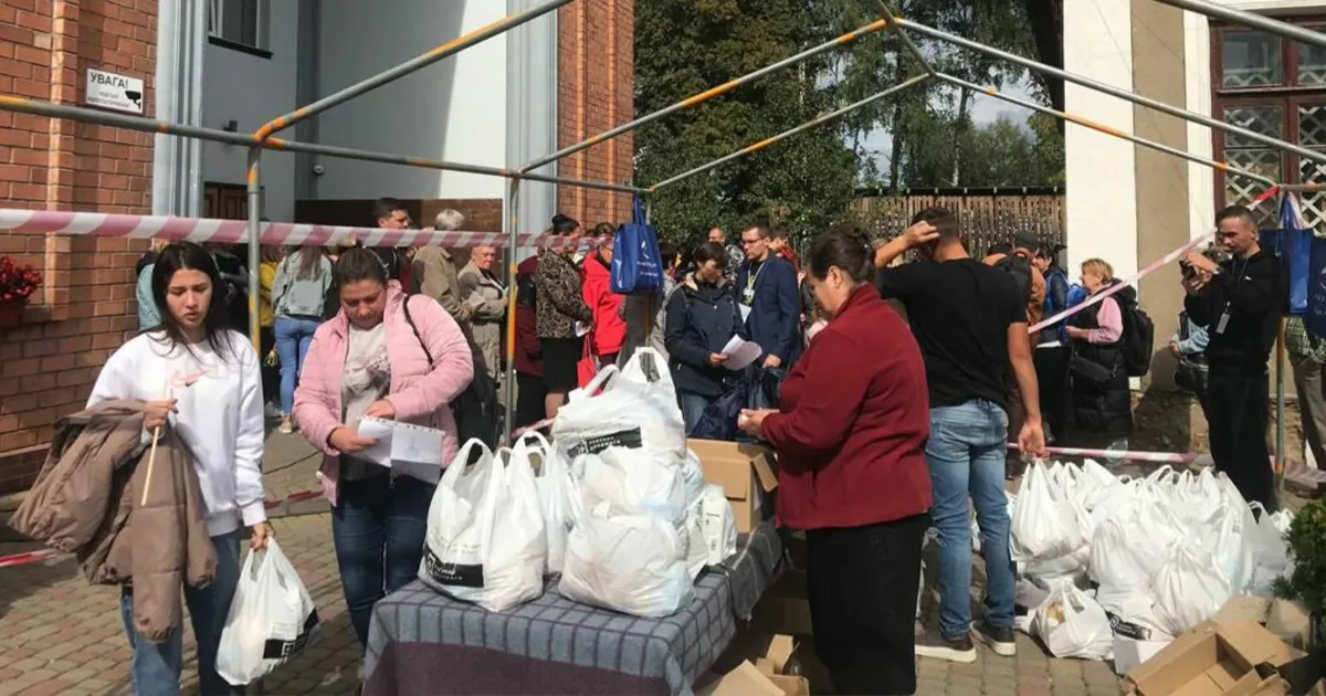 Українці очікують від церков молитви та допомоги — дослідження