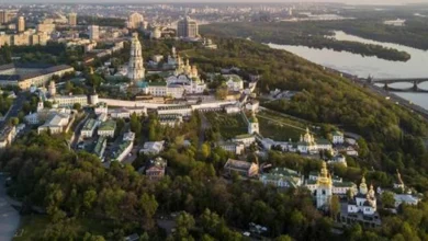 Територія Національного заповідника «Києво-Печерська лавра»,